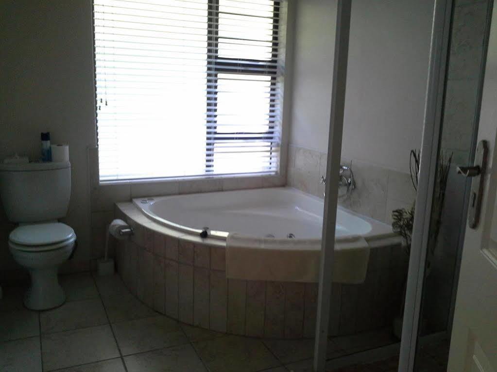 Sheilan House Hotel Port Alfred Exterior foto